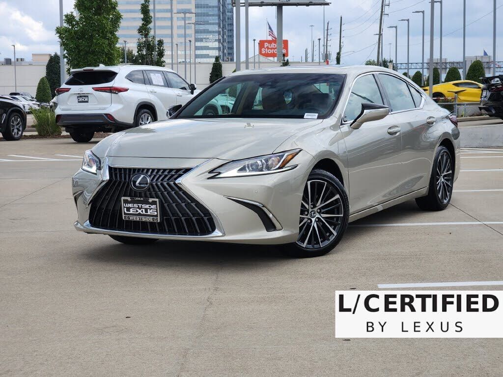 2025 LEXUS ES