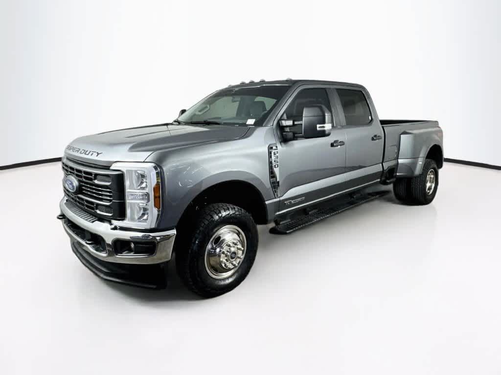 2024 FORD F-350