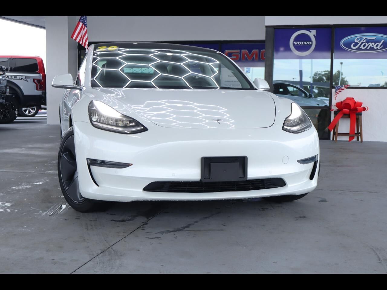 2020 TESLA Model 3