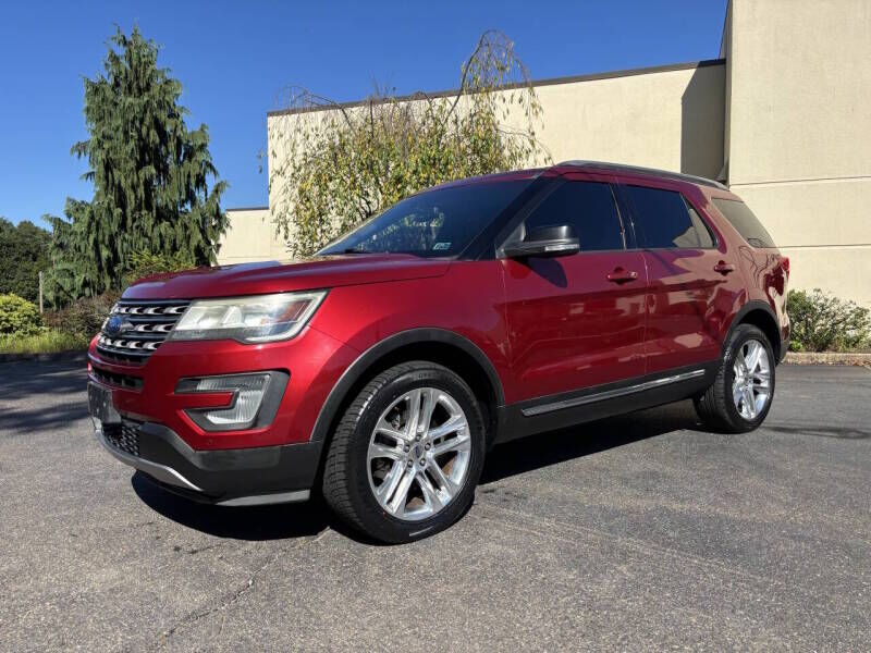 2017 FORD Explorer
