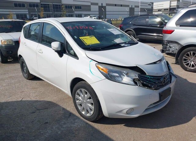 2015 NISSAN Versa