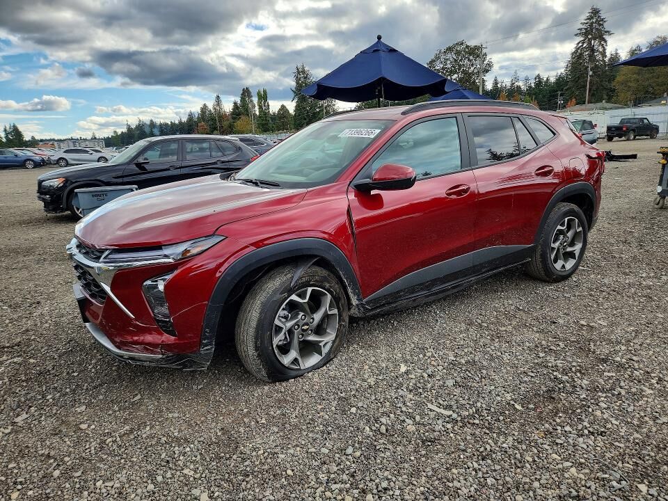 2025 CHEVROLET Trax