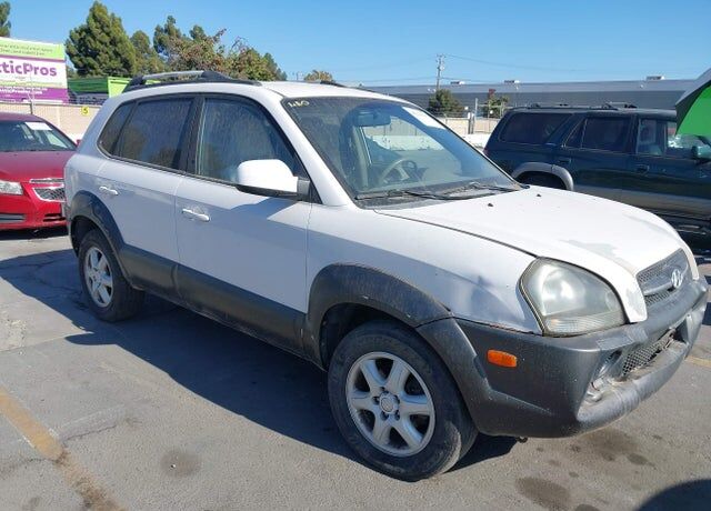 2005 HYUNDAI Tucson
