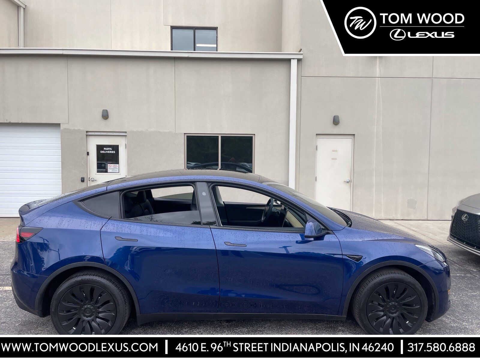 2024 TESLA Model Y