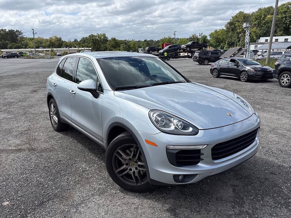 2016 PORSCHE Cayenne