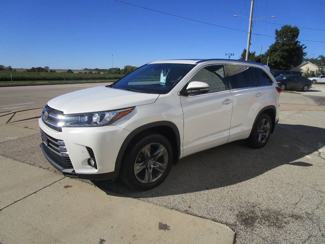 2017 TOYOTA Highlander