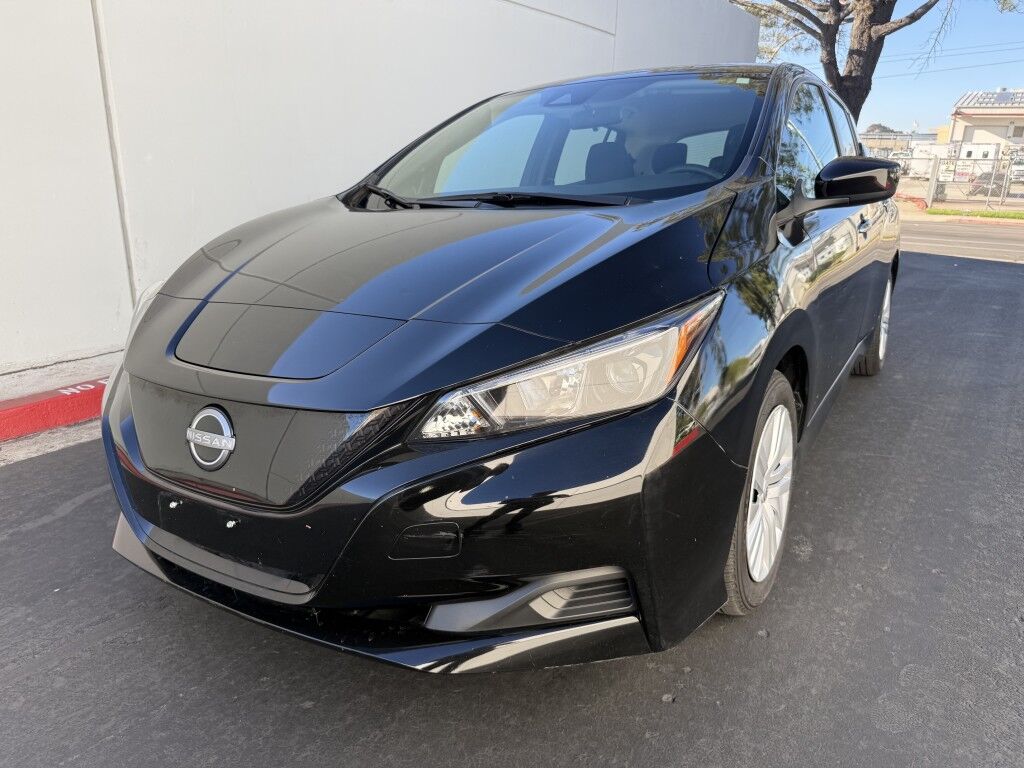 2024 NISSAN Leaf