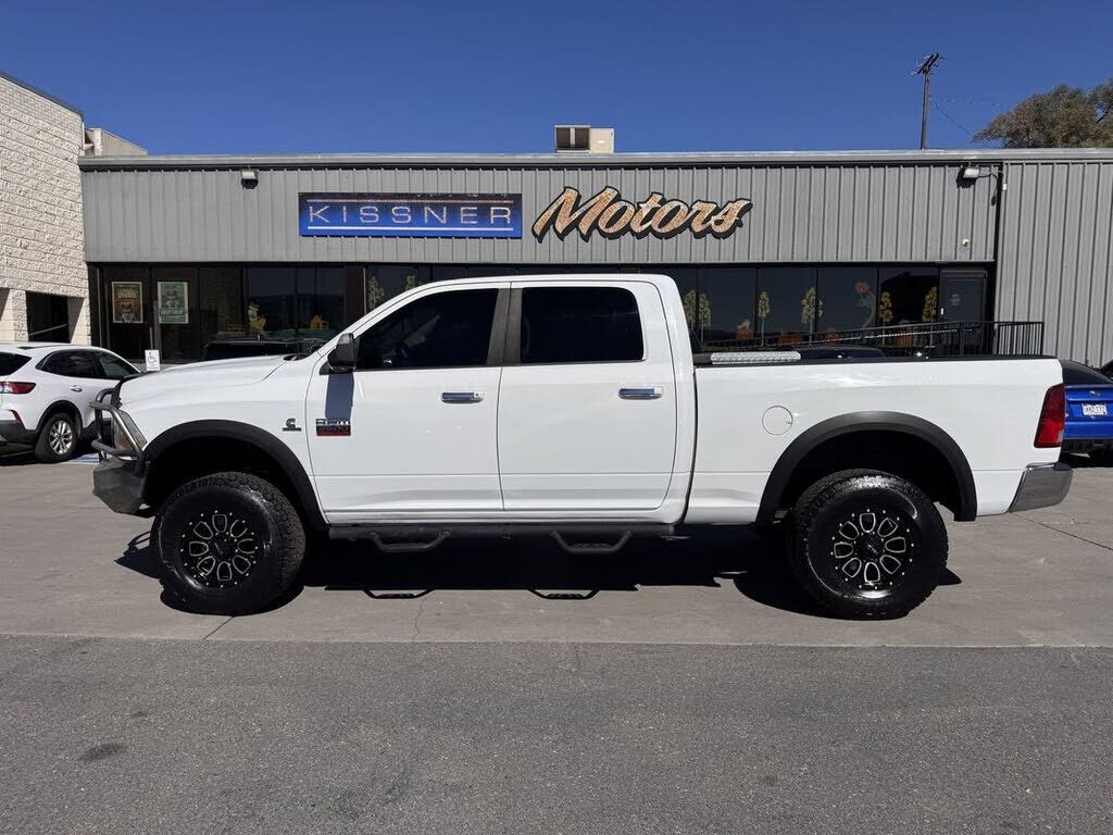 2011 DODGE Ram