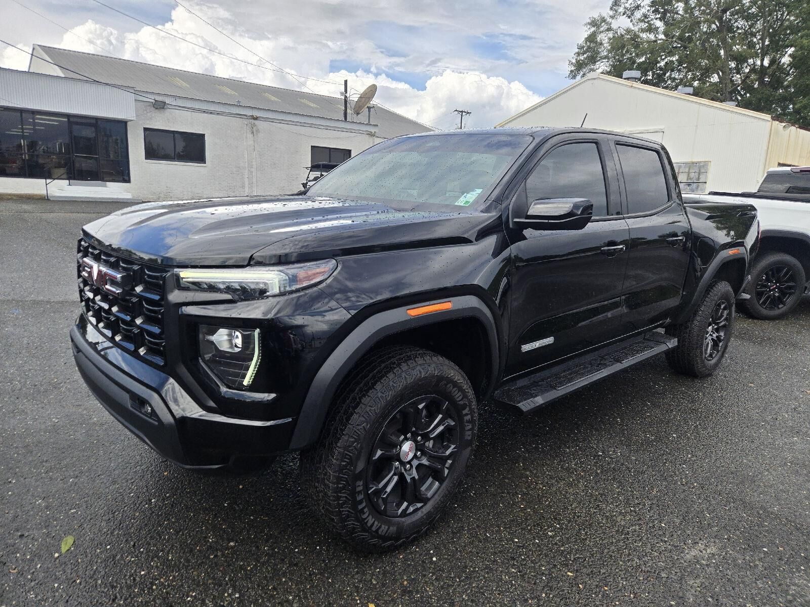 2024 GMC Canyon