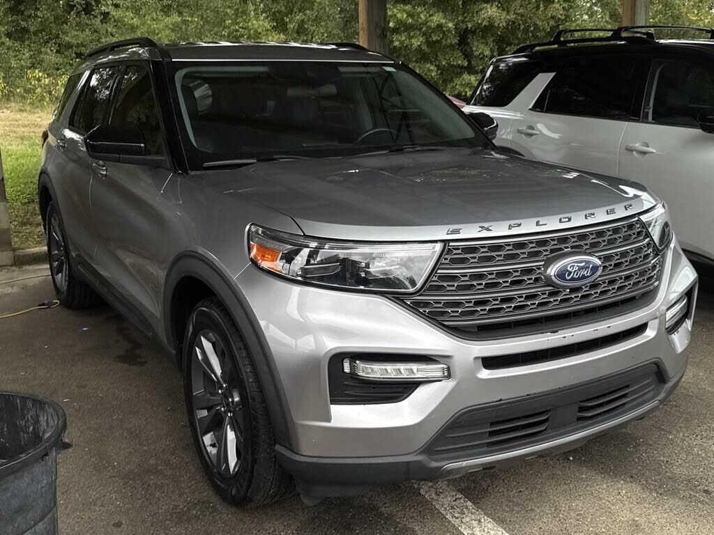 2022 FORD Explorer