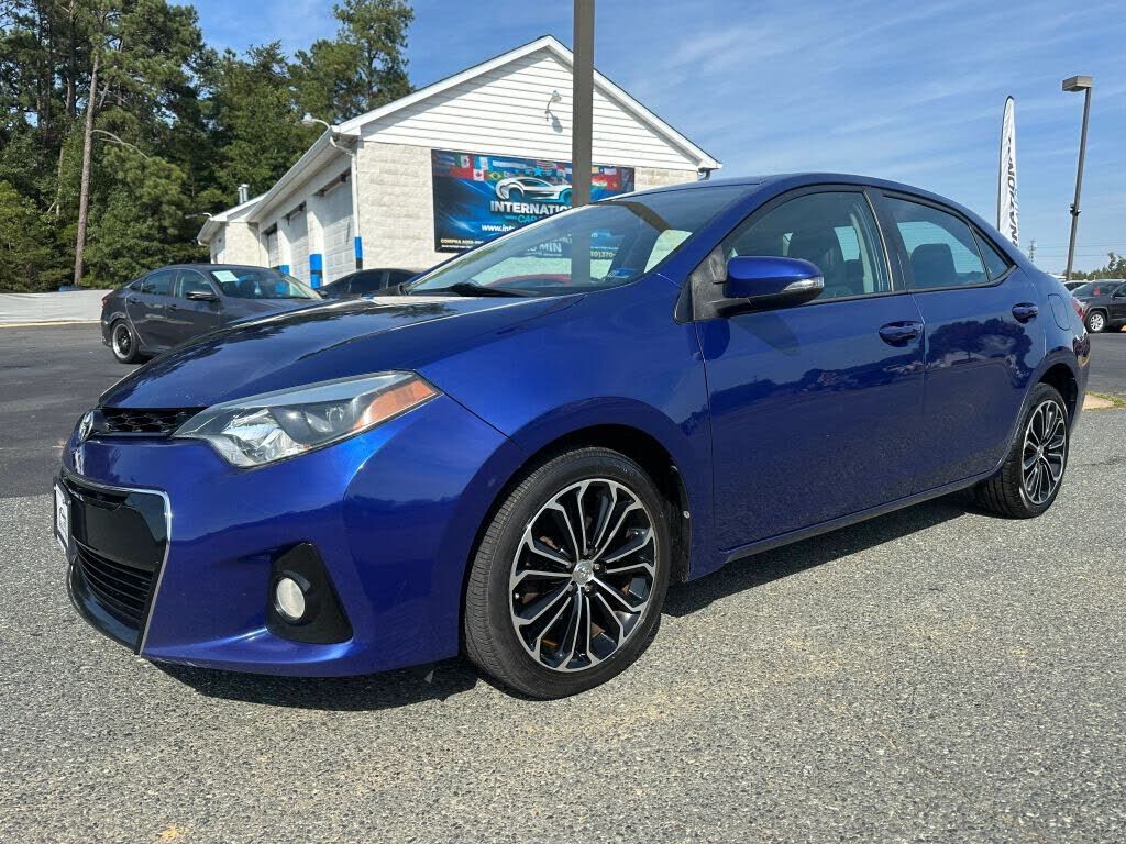 2015 TOYOTA Corolla