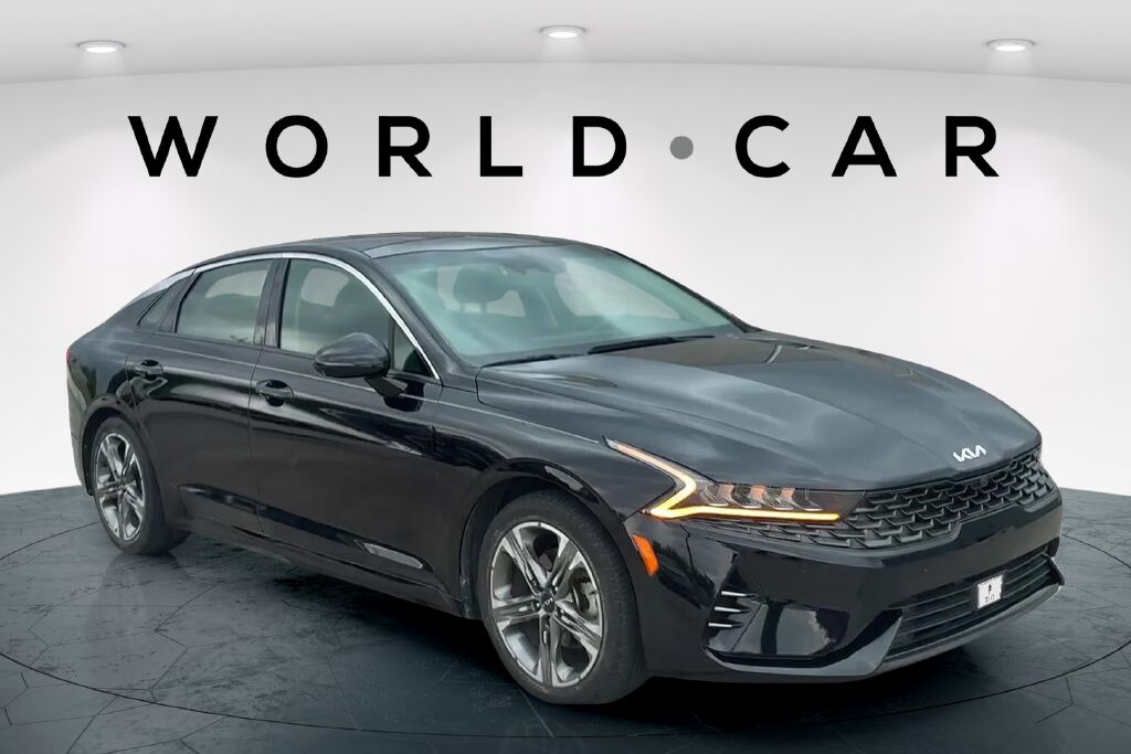 2022 KIA K5