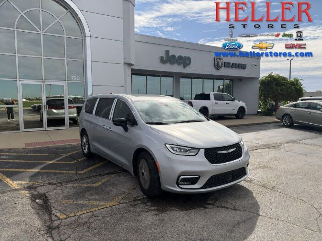2026 CHRYSLER Pacifica