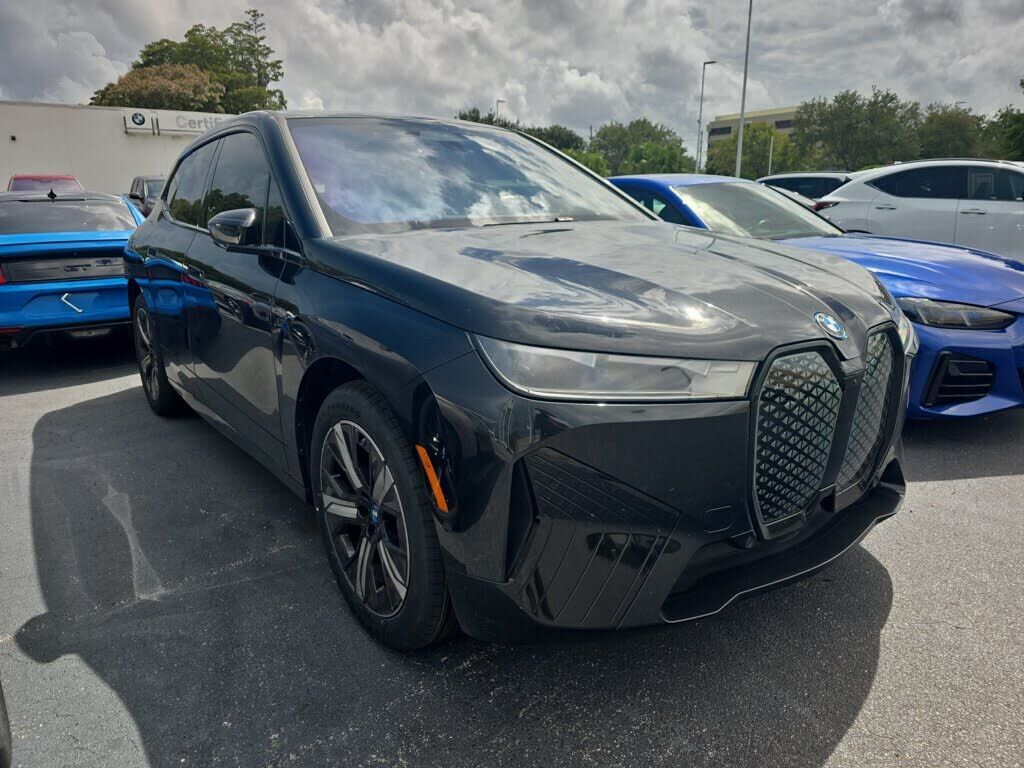 2024 BMW ix