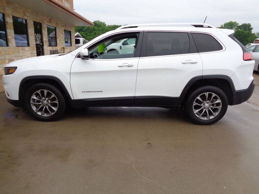 2019 JEEP Cherokee