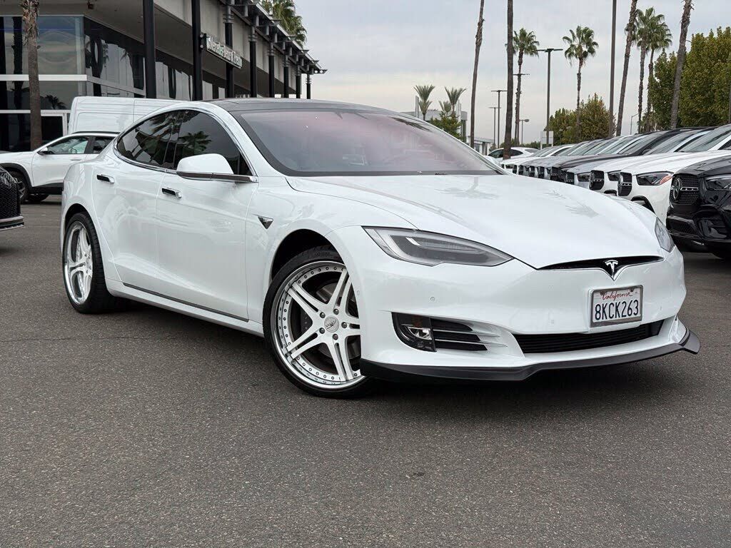 2018 TESLA Model S