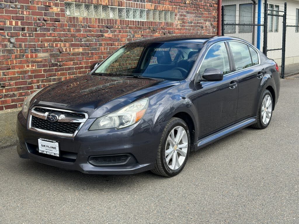 2013 SUBARU Legacy