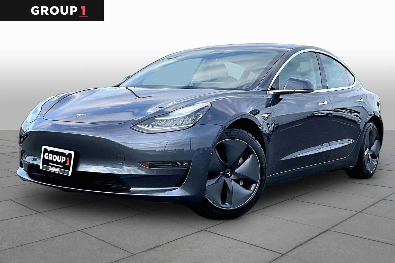 2020 TESLA Model 3