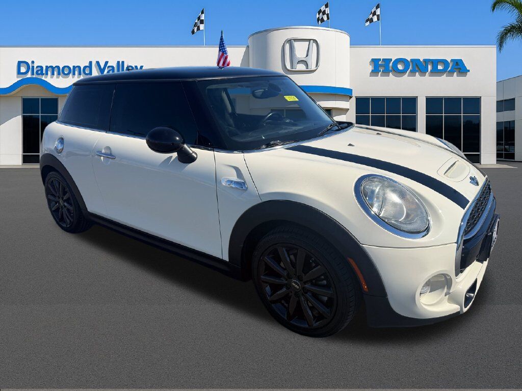 2017 MINI Hardtop