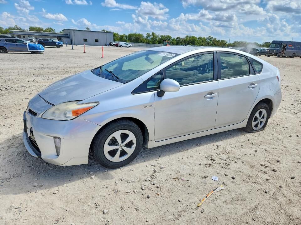 2013 TOYOTA PRIUS