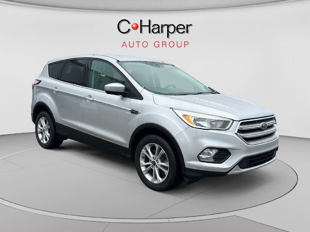2017 FORD Escape
