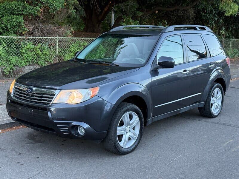 2010 SUBARU Forester