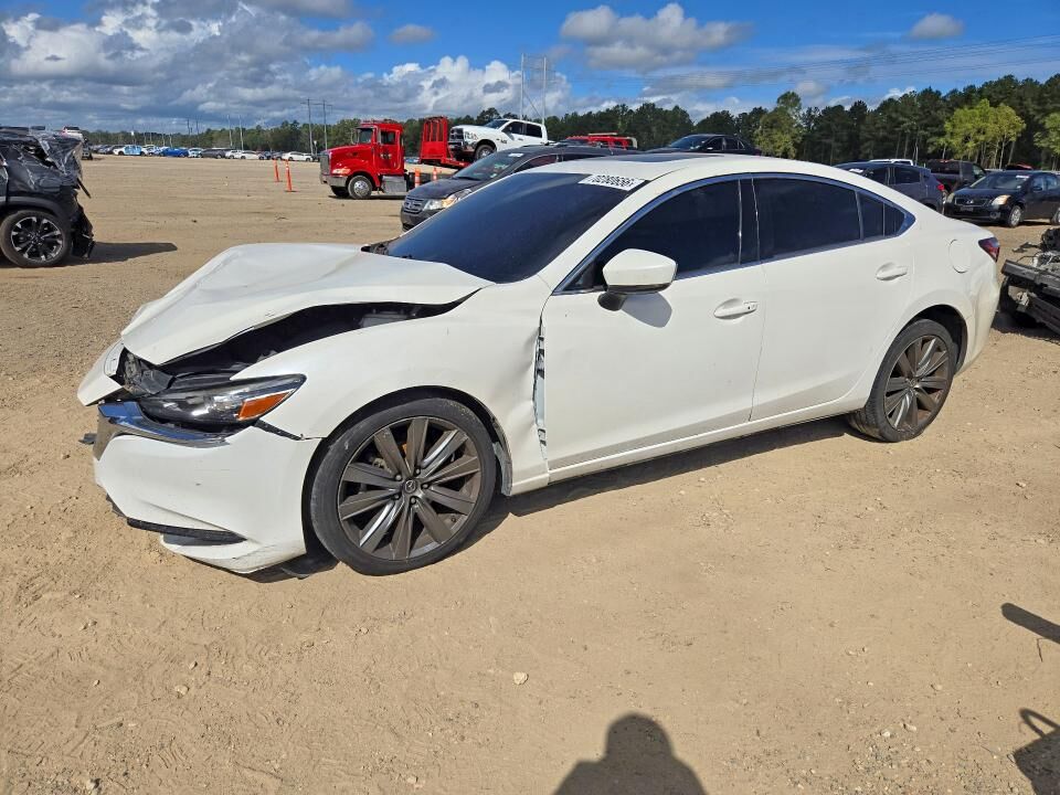 2018 MAZDA Mazda6