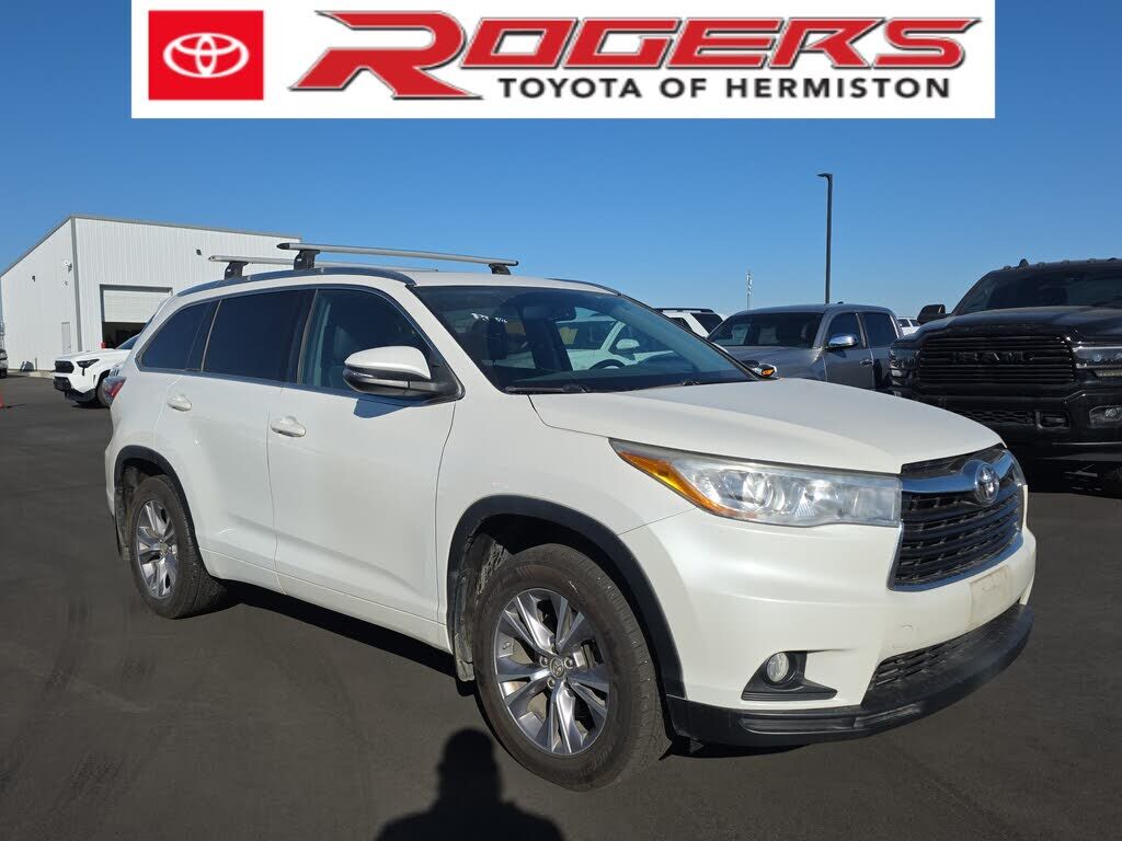 2015 TOYOTA Highlander