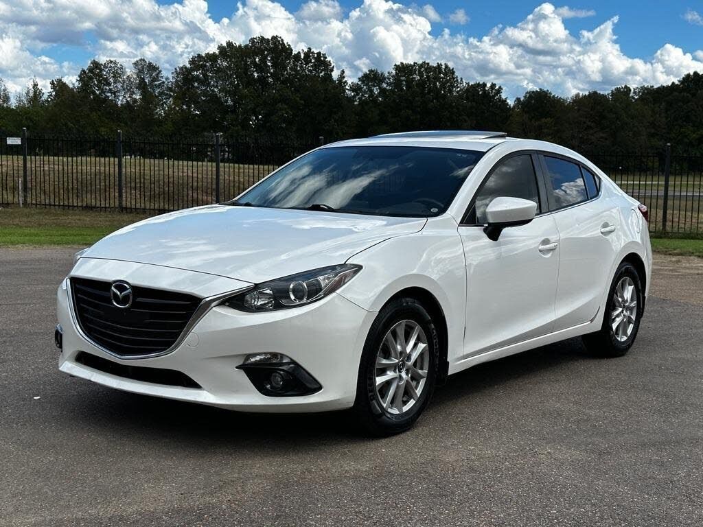 2016 MAZDA Mazda3