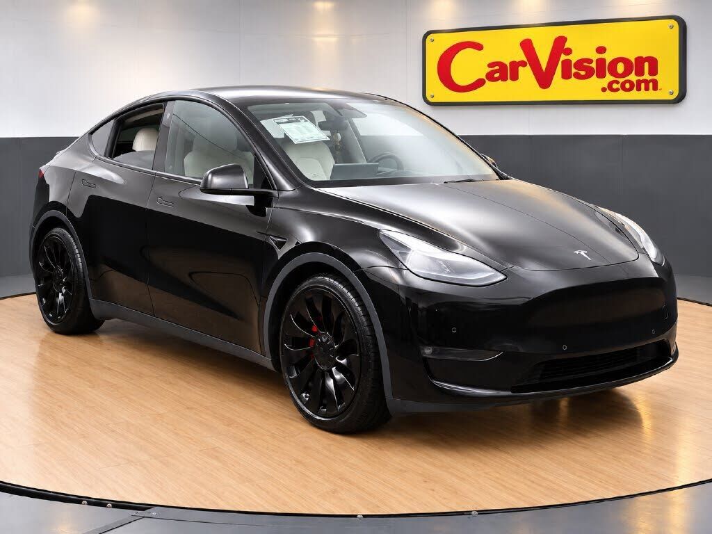 2022 TESLA Model Y