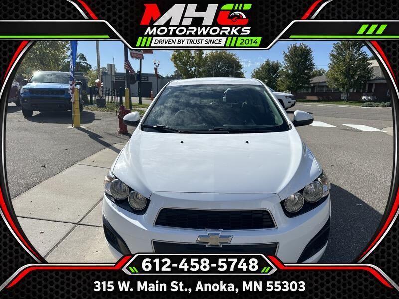 2015 CHEVROLET Sonic