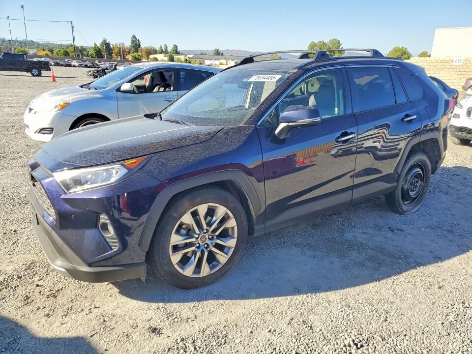 2019 TOYOTA RAV4
