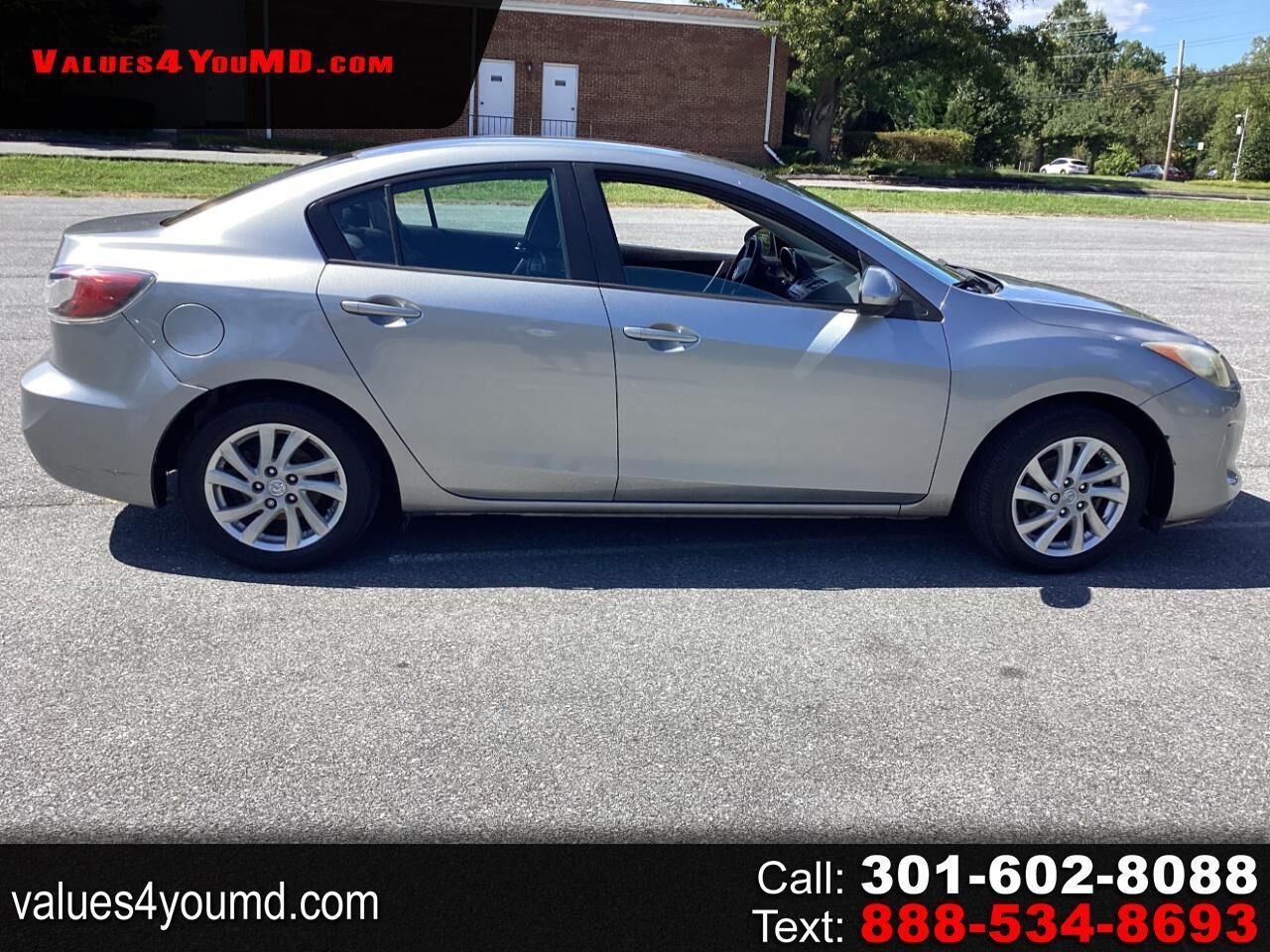 2012 MAZDA Mazda3