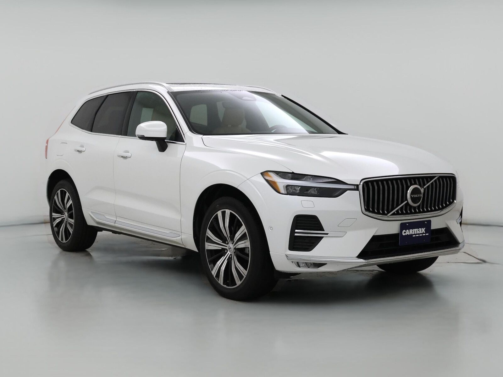 2023 VOLVO XC60