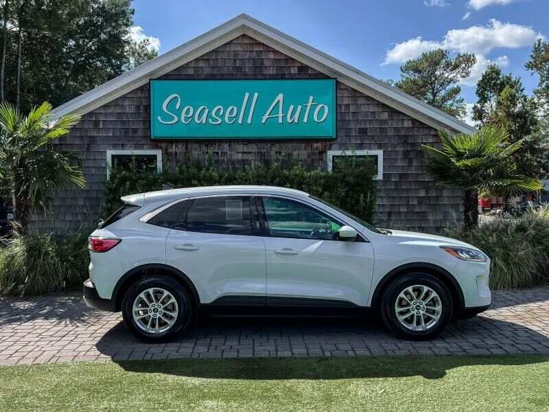 2020 FORD Escape