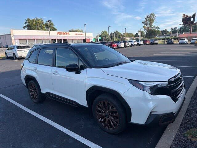 2025 SUBARU Forester
