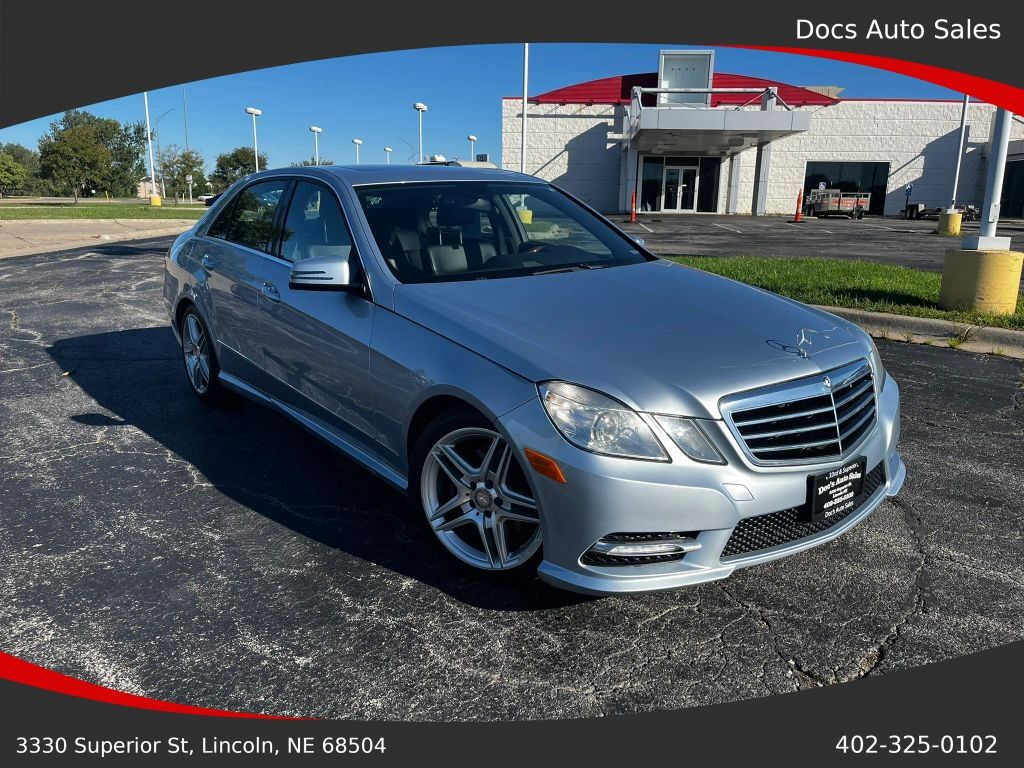 2013 MERCEDES-BENZ E-Class