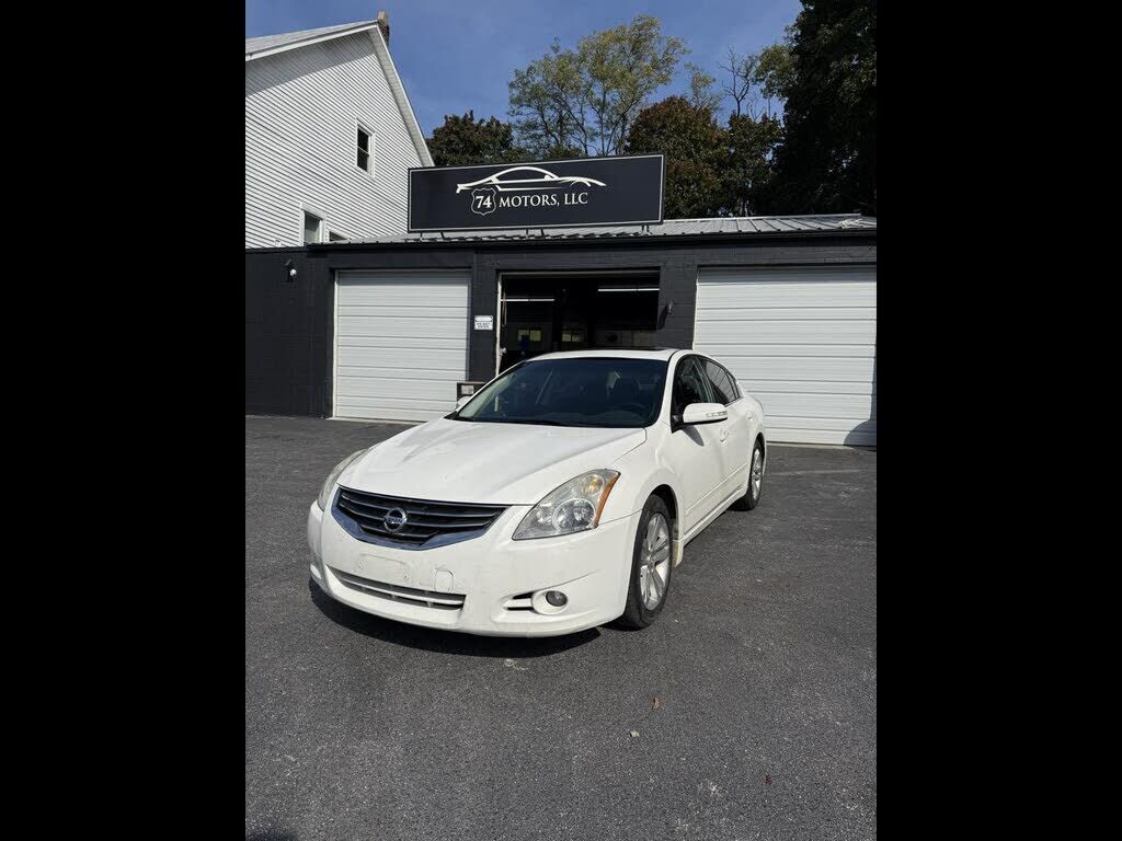2012 NISSAN Altima