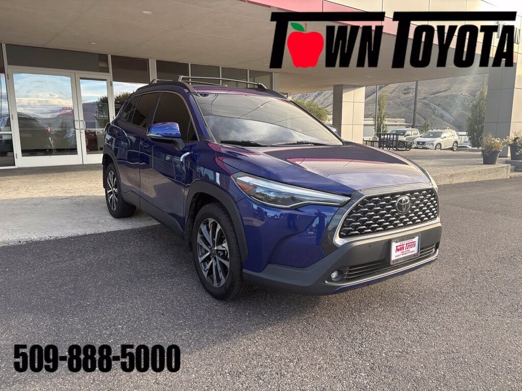 2022 TOYOTA COROLLA