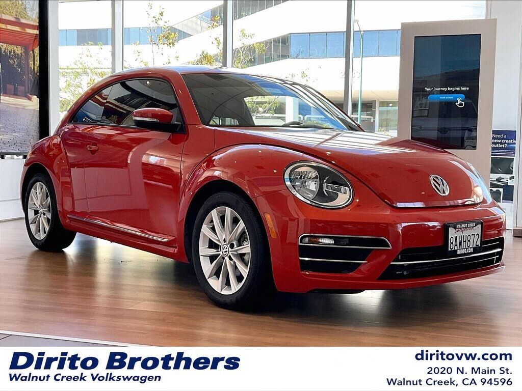 2017 VOLKSWAGEN Beetle