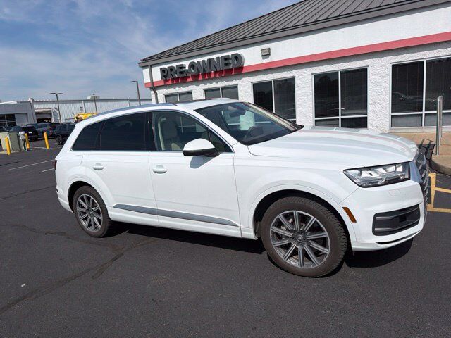 2017 AUDI Q7