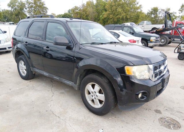 2010 FORD Escape