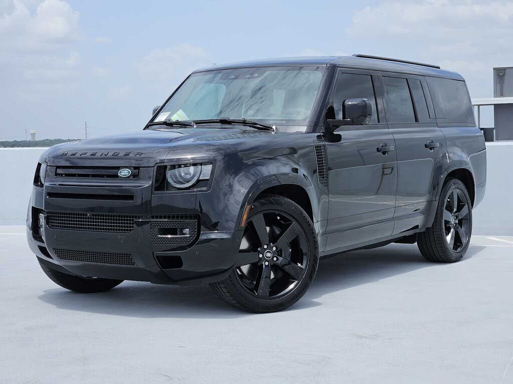 2025 LAND ROVER Defender