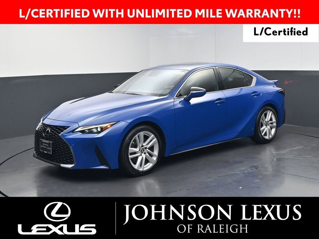 2021 LEXUS IS