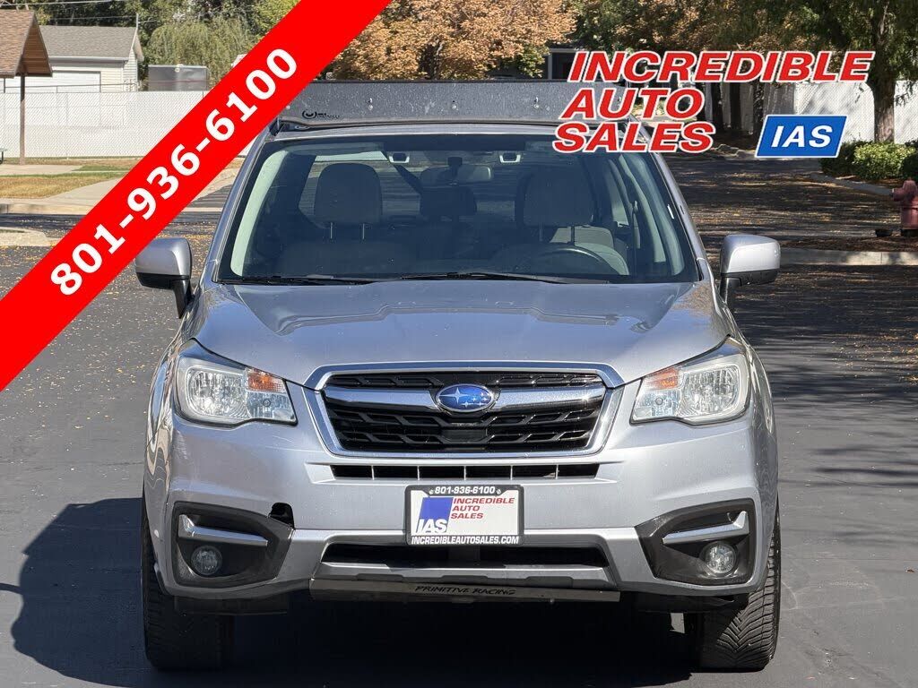 2018 SUBARU Forester