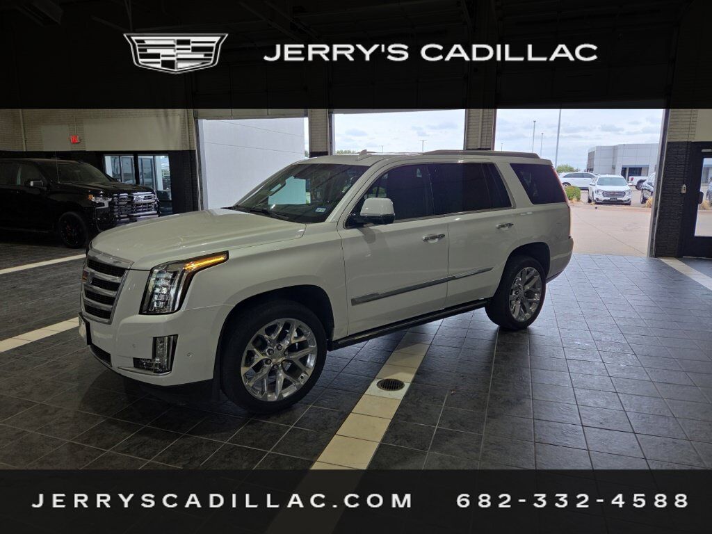2019 CADILLAC Escalade