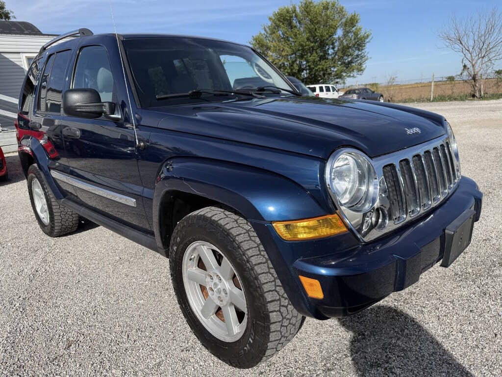 2005 JEEP Liberty
