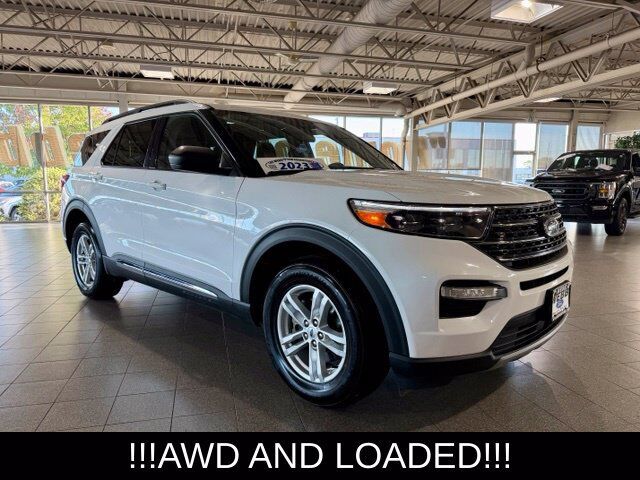 2023 FORD Explorer