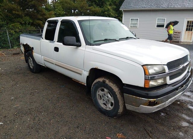 2004 CHEVROLET Silverado