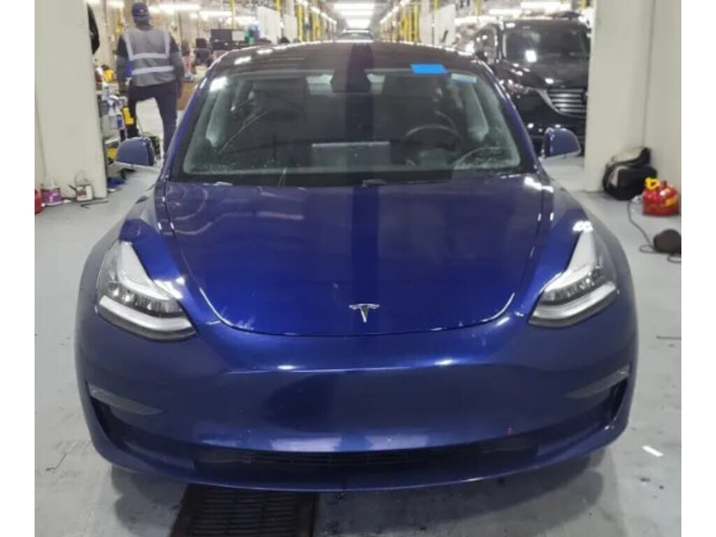 2020 TESLA Model 3